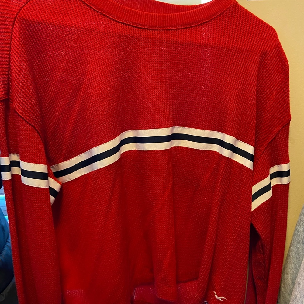 Long sleeve crop top